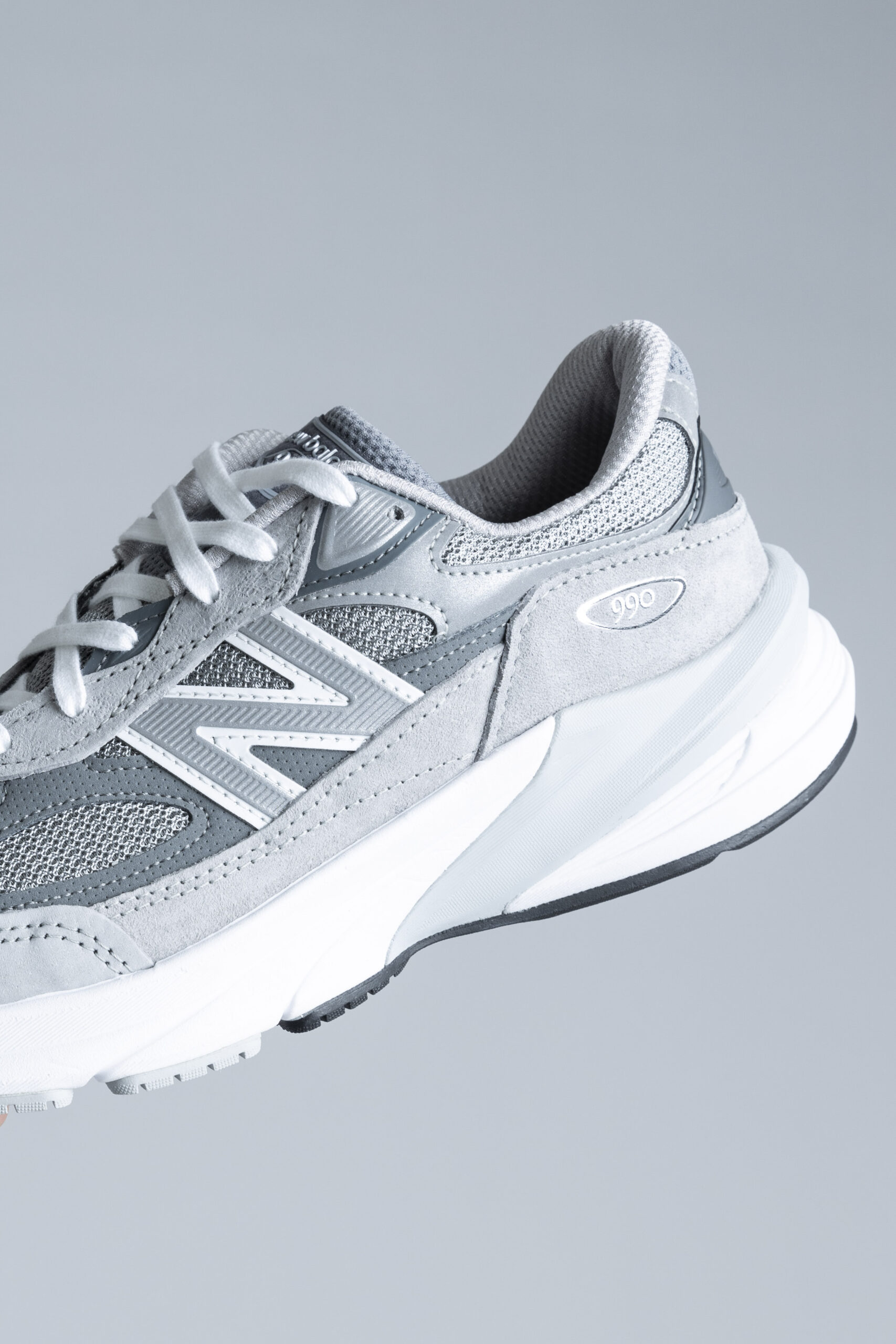New Balance M990 GL6 Grey Core • Centreville Store Brussels